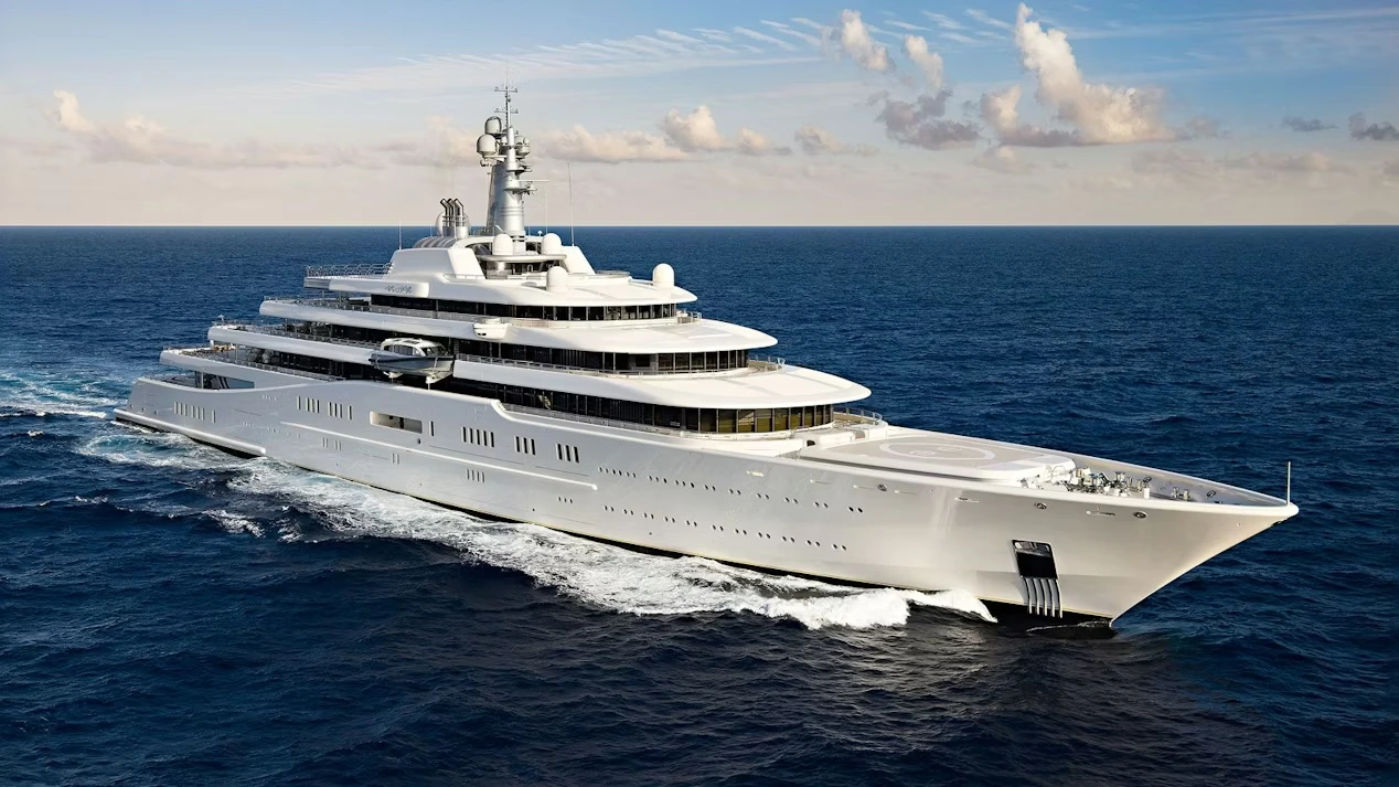 Yacht and villa